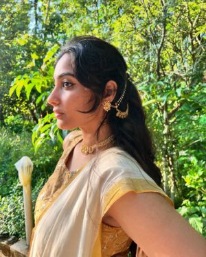 Karthika Muralidharan Instagram - Onam 2024 
Graced by Family , Friends , Food , Flowers , Farms and a whole lott of cuddles and love 
🌼💐🌻🌸🌺🌷🪻🪷💖💝💞