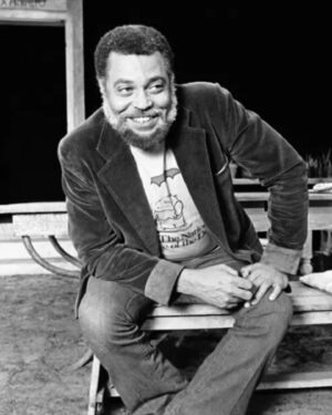 Karyn Parsons Instagram - 💔🕊️

Thank you, James Earl Jones. 
R.I.P.