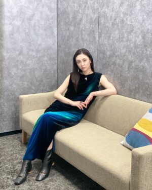 Kasumi Yamaya Instagram - オフショット

👗　@misaki28t  @stylist_misakitakahashi 
💄　@shiori_nagata 

thank you @taka_stroller.pr 

#山谷花純 #海のはじまり 
#cinoh