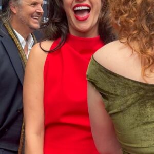 Actress Kate Siegel HD Instagram Photos and Wallpapers September 2024