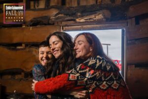Katherine Barrell Instagram - Earpers, we’re so back! #WynonnaEarp and her family are reuniting to battle their “scariest villain to date” in ‘Wynonna Earp: Vengeance.’ 📷: Tubi