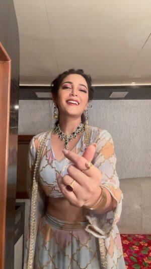 Kaveri Priyam Instagram - Tere mere …❤️