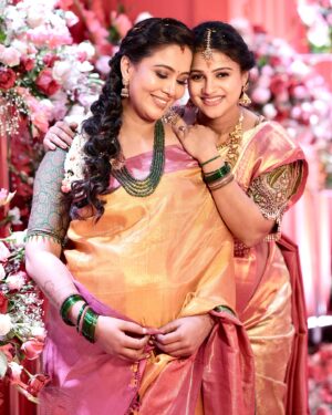 Kavitha Gowda Instagram - I feel grateful to have shared my pregnancy journey with my little one, and now she’s expecting her own baby soon! Wishing her a happy, healthy, and safe delivery. May this new chapter bring immense joy and happiness to her life!

📸. @candids_by_umesh