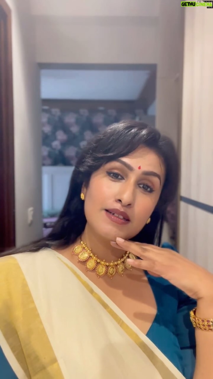 Kavitha Nair - 17.1K Likes - Chingam has a lovely way of dragging me out of hibernation:)
@thegoldengossip.store