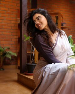 Actress Ketika Sharma HD Instagram Photos and Wallpapers August 2024