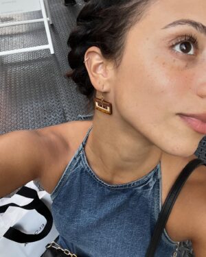 Kiana Madeira Instagram - Enjoying every last bit of summer that’s left. Thank you, Jesus! What is one thing that you will remember from this season that’s brought you joy? Mine is seeing @odiseas & @madfaceworldwide perform on the streets of NYC 😍