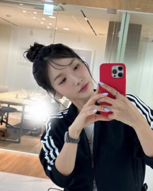 Kim Ji-sook Instagram - 🍙