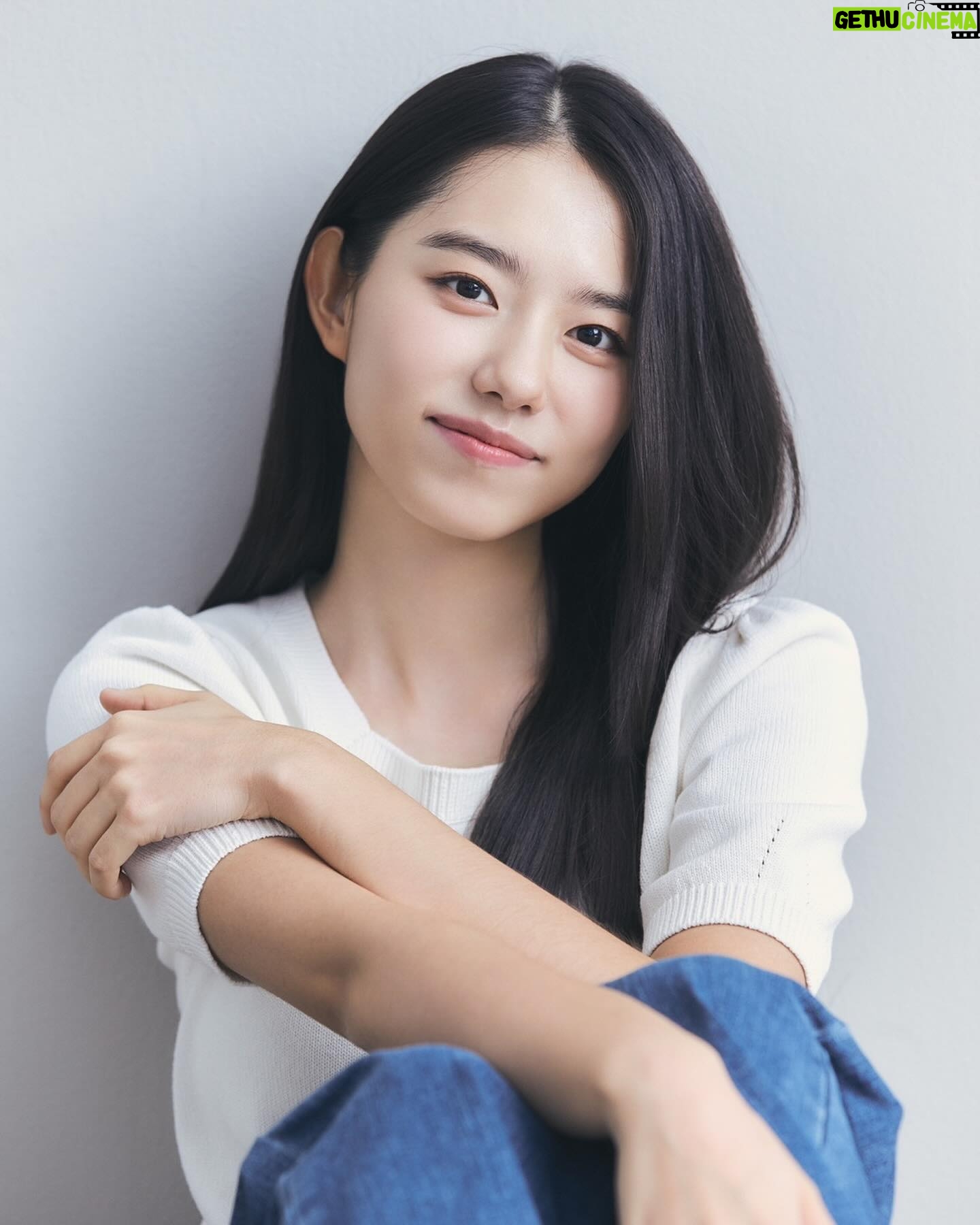 Kim So-hye - 67.4K Likes - 안녕하세요! 눈컴퍼니의 가족으로 함께하게 된 김소혜입니다.
많이 부족하지만 지켜봐 주세요🥹
앞으로 열심히 노력하고 성장하겠습니다!🐥🐔 감사합니다!❤️
@noon_company