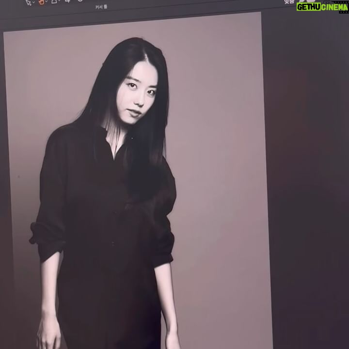 Kim So-hye - 67.4K Likes - 안녕하세요! 눈컴퍼니의 가족으로 함께하게 된 김소혜입니다.
많이 부족하지만 지켜봐 주세요🥹
앞으로 열심히 노력하고 성장하겠습니다!🐥🐔 감사합니다!❤️
@noon_company