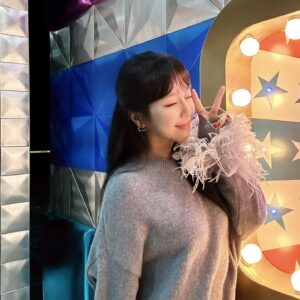 Kim Ye-won Instagram - 라디오스타 😚🫶🏻
오늘 밤 10:30 지금!!!!!
같이 봐요!!!!!!!
🩵