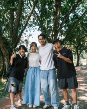Koe Yeet Instagram - 🫶🏻❤️‍🩹👼🏻
Grateful for all the heroes behind the scenes ♡

#有天会再相见