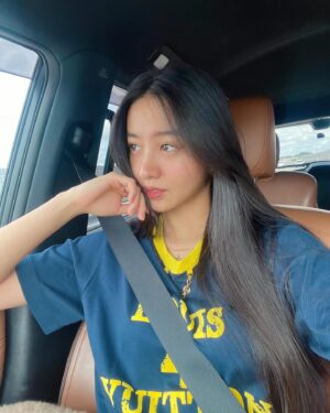 Kōki Instagram - 📸 from today ☺️

T shirt : merci beaucoup @louisvuitton 💗
