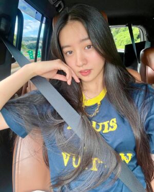 Kōki Instagram - 📸 from today ☺️

T shirt : merci beaucoup @louisvuitton 💗