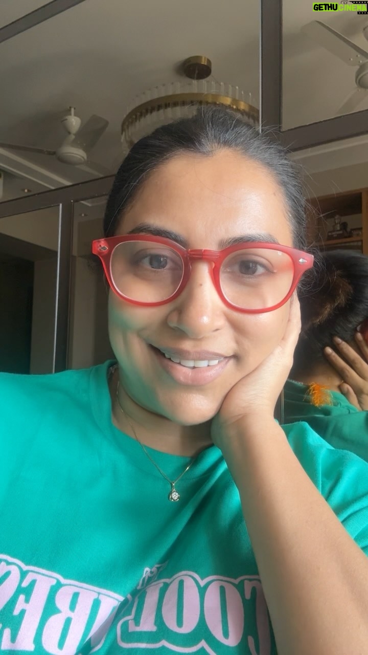 Kranti Redkar - 49.7K Likes - End change kar mhane.. @kaakanthefilm @urmilakothare @jitendrajoshi27