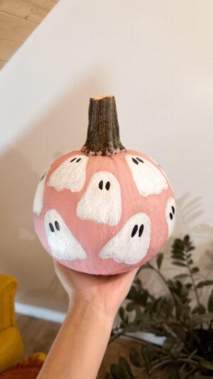 Kristal Shine Instagram - Toto je znamenie aby ste si aj vy namaľovali svoju tekvicu🎃👻