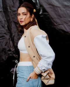 Actress Kriti Kharbanda HD Instagram Photos and Wallpapers August 2024
