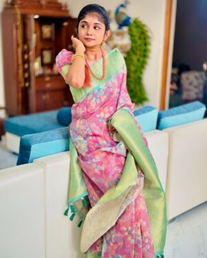 Kriti vamshini Instagram - 🫶🏻✨🦋

#therealkritivamshini #love #reels