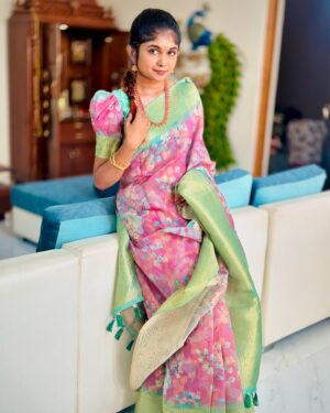 Kriti vamshini Instagram - 🫶🏻✨🦋

#therealkritivamshini #love #reels