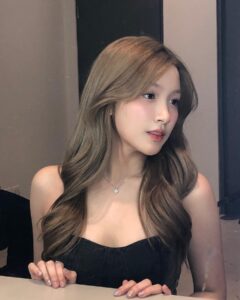 Krongkwan Nakornthap Most Liked Photos and Posts