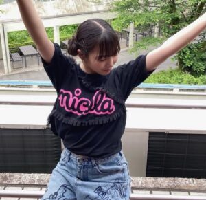 Kurumi Inagaki Instagram - .
発売中のニコラ9月号のオフショットです。
.
中2ニコモ全員揃って
#西武園ゆうえんち で沢山！遊んできました！！
.
ニコラモデルになれて、お仕事で同じ歳のお友達ができた事もとっても幸せです！！
.
個性と魅力のある皆で、学校の話やお勉強の話や流行ってるものの話、相談もっ！
全てが新鮮でとっても楽しくてあっという間に時間が過ぎます！
.
この8人がニコラモデルの中学2年生😊
よろしくお願いします🙇💕
.
.
ニコラ9月号発売中です！
.
.
.
#Tシャツをそれぞれリメイク 
.
#ニコラ #nicola #ニコモ #ニコラ9月号  #WeST  #うぃーすと
#中2モ #10 #11 
#崎浜梨瑚
#白尾留菜
#十文字陽菜
#中瀬梨里
#葉山若奈
#松尾そのま
#梨里花
#稲垣来泉
.
＊各事務所様。お写真の掲載許可をいただきありがとうございます。