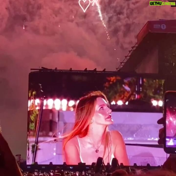 Lana Del Rey - 5.6 Million Likes - Thank You Reading & Leeds