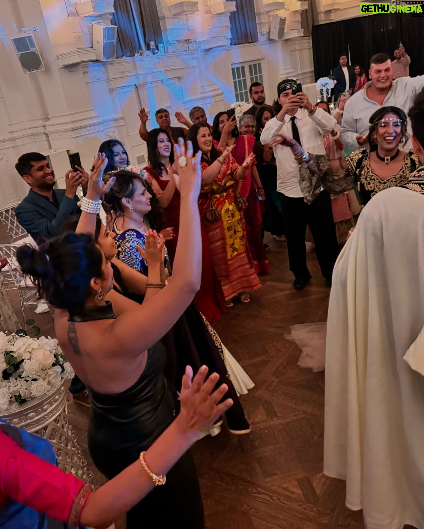 Lasya Nagaraj - 3.6K Likes - The most beautiful wedding I have witnessed in recent times, to see the two cultures blend and celebrate like that was just so dreamy π₯²π₯²β€οΈβ€οΈ
Thanks for having me Nats and you both make an absolutely stunning, perfect match π€
@natasha__kaushik and Youssef !!
#indianalgerianwedding #indian #algerian #weddings #india #africa #canada