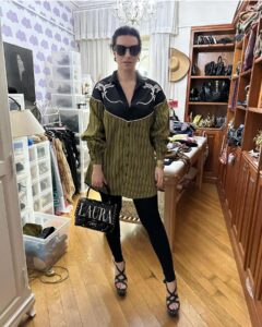 Actress Laura Pausini HD Photos and Wallpapers December 2024