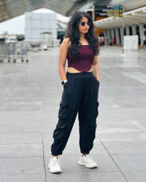 Lavanyaa Instagram - Own your vibe ✨

Pc @dr_sharmika 

#vibe #own #happy #chennai #nomakeup #bareskin #travel