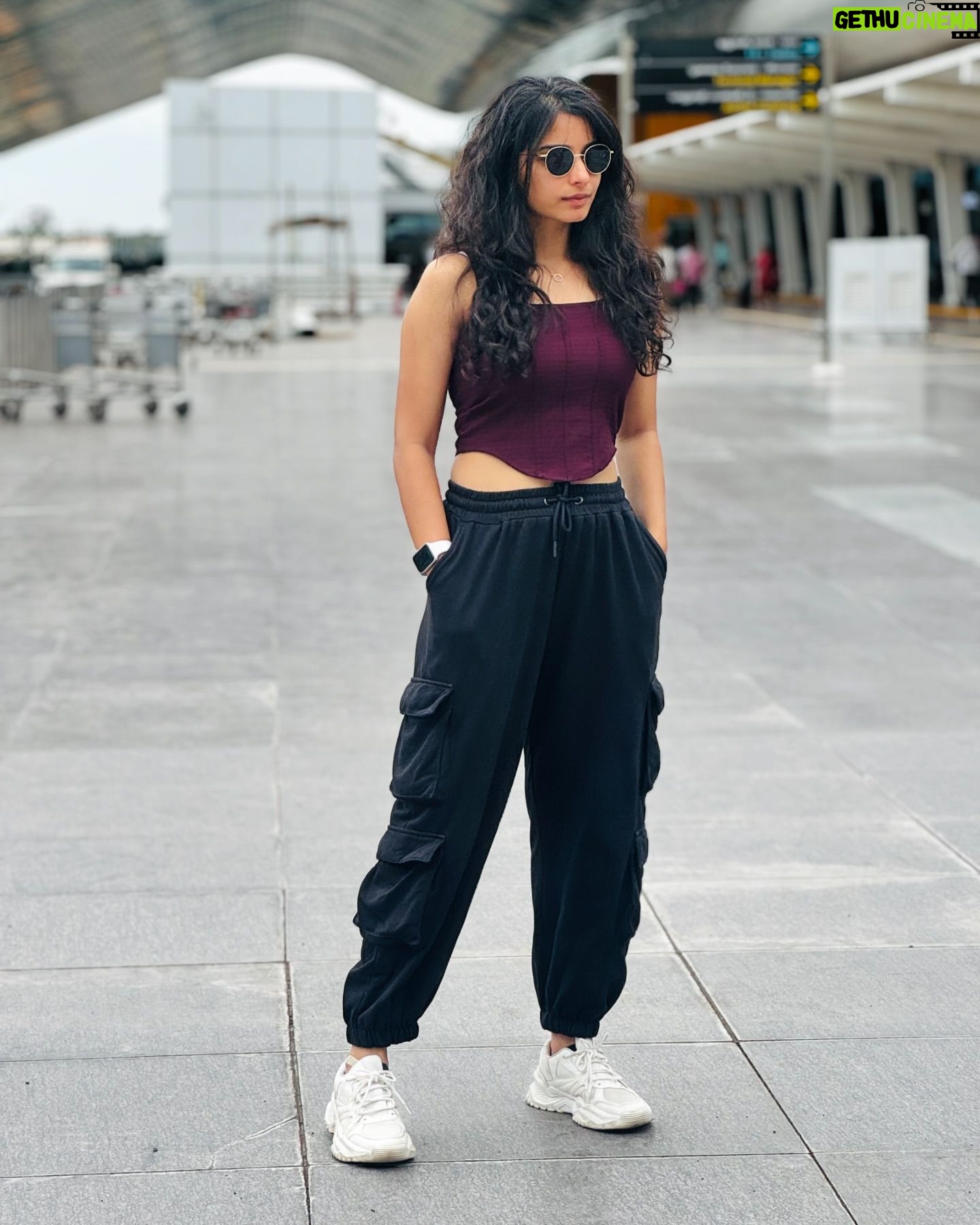 Lavanyaa - 85.9K Likes - Own your vibe ✨
Pc @dr_sharmika
#vibe #own #happy #chennai #nomakeup #bareskin #travel