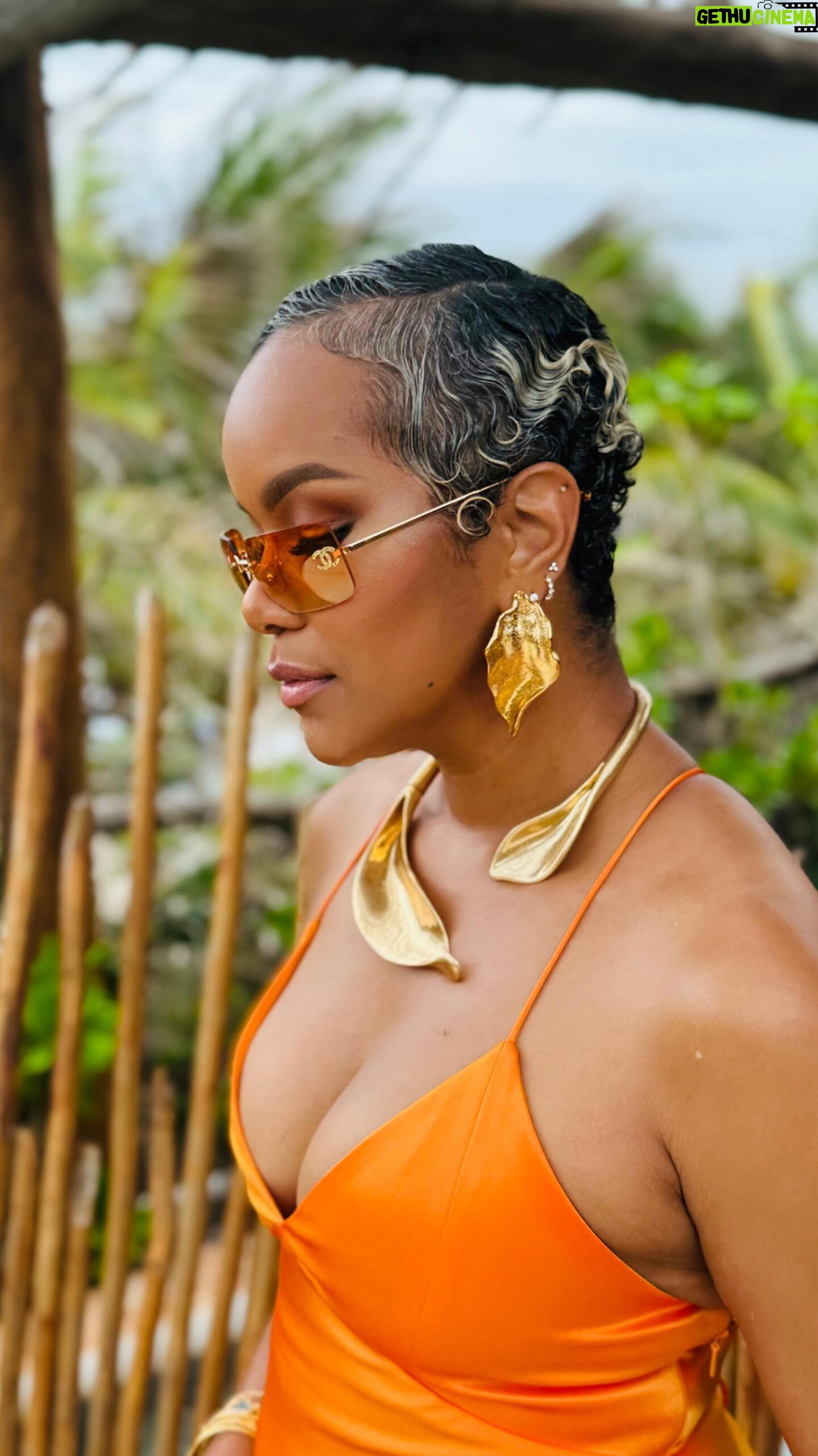 LeToya Luckett - 80K Likes - ✨SUMMA 2024✨
Hands down BEST summer of my life to date!
God answered my prayers 🙏🏾
Danced in the sun☀️💃🏽with my loves
•Bachelorette in Tulum
•Disney with the fam
•Rehearsal Dinner (me & @bryonjavar cuttin up per usual)
•Wedding day 🥰🤗👰🏽 (July 27th)
•Honeymoon
•Familymoon in the Vineyard
•Houston zoo
•Pure joy 🥰 @taleo47
