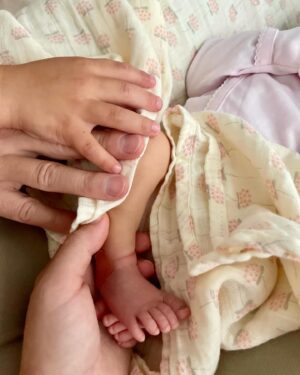 Lea Michele Instagram - Our hearts are so full 🤍 Emery Sol Reich 💕