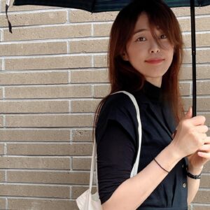 Lee Ha-na Instagram - 소나기☔️