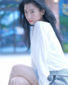 Actress Lee Hae-in HD Photos and Wallpapers August 2024