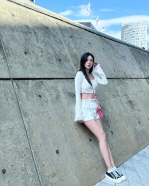 Lee Ruby Instagram - 2025 S/S #서울패션위크 
#seoulfashionweek 
CEEANN의 S/S 25 
@ceeann_official