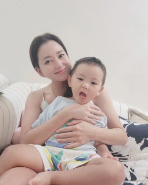 Lee So-yeon Instagram - #내사랑 #조카 #자주놀러와❤️ 
#사랑해 ♡