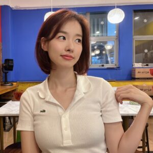 Lee Xia Instagram - 