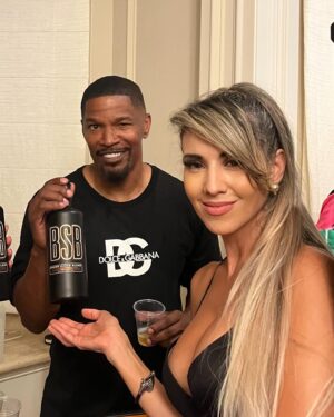Leila Ciancaglini Instagram - Leila Ciancaglini Introducing Jamie Foxx @iamjamiefoxx @BSB_Bourbon Whiskey, the ultra-smooth, flavored bourbon from the one and only @iamjamiefoxx 

I’m thrilled to share with you Jamie’s newest creation, and trust me, it’s a game-changer!

 @JamieFoxx and @jyoungmdk spinning the hottest tracks!

_BSB Whiskey:_
- Ultra-smooth flavor
- Perfect for sipping or mixing
- A must-try for bourbon lovers!

_Don’t miss:_
- Jamie Foxx’s exclusive BSB Whiskey tasting
- DJ J Young’s electrifying set

Stay tuned for more updates!

#BSBWhiskey #JamieFoxx #NewBourbon #UltraSmooth #FlavoredWhiskey #DJJYoung #LeilaCiancaglini #WhiskeyLover #BourbonLove #Nightlife”
#BSBWhiskey #JamieFoxx #NuevoBourbon #SúperSuave #WhiskeySaborizado #DJJYoung #LeilaCiancaglini”