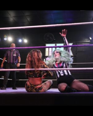 Leva Bates Instagram - When you call Carl the Ref ‘Bob’ so much that a “Let’s go, Bob” chant happens! As Beetlejuice, you can see I was thrilled 🤣

Also the move that got me to this point! 

Courtesy of @bripulver for @mpxwrestling.
#beetlejuice #beetlejuicebeetlejuice