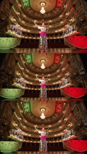 Lila Downs Instagram - ¡Viva México! Nuestra tierra que nos da color, música, tradiciones y su cariño. 🇲🇽