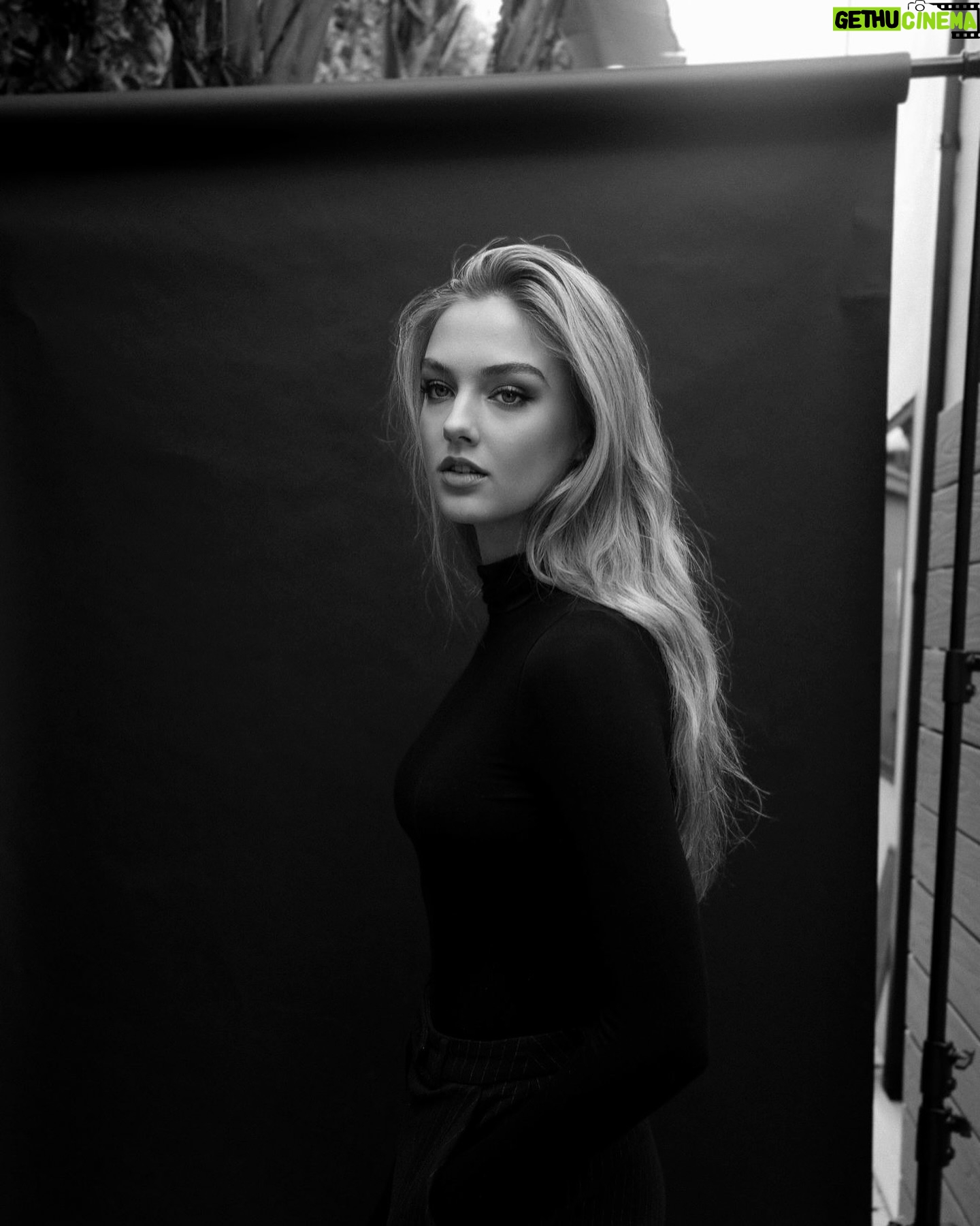 Lilly Krug - 5.4K Likes - Scrolling through my camera roll and found these again from one of my favorite shoots with @manfredbaumann