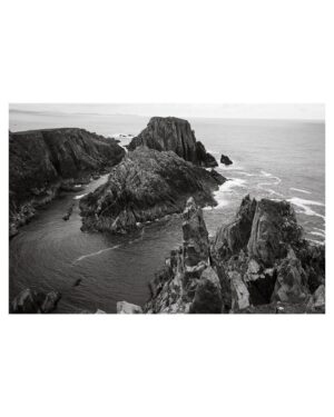 Lily Cole Instagram - ~ end of the island ~ 

📷 @jacksonparrell