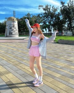 Actress Lin Hana HD Instagram Photos and Wallpapers August 2024