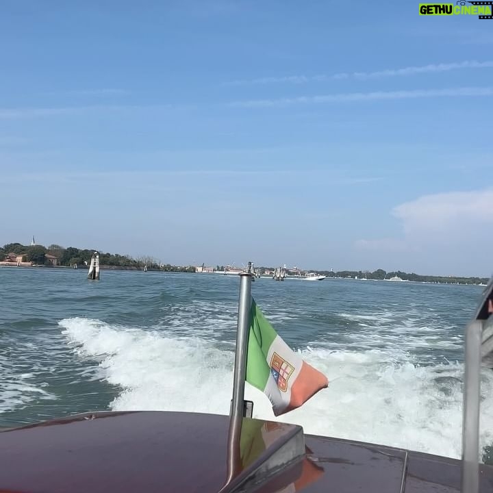 Lisa-Marie Koroll - 3K Likes - Venedig war so schön 🍸🤘🏻