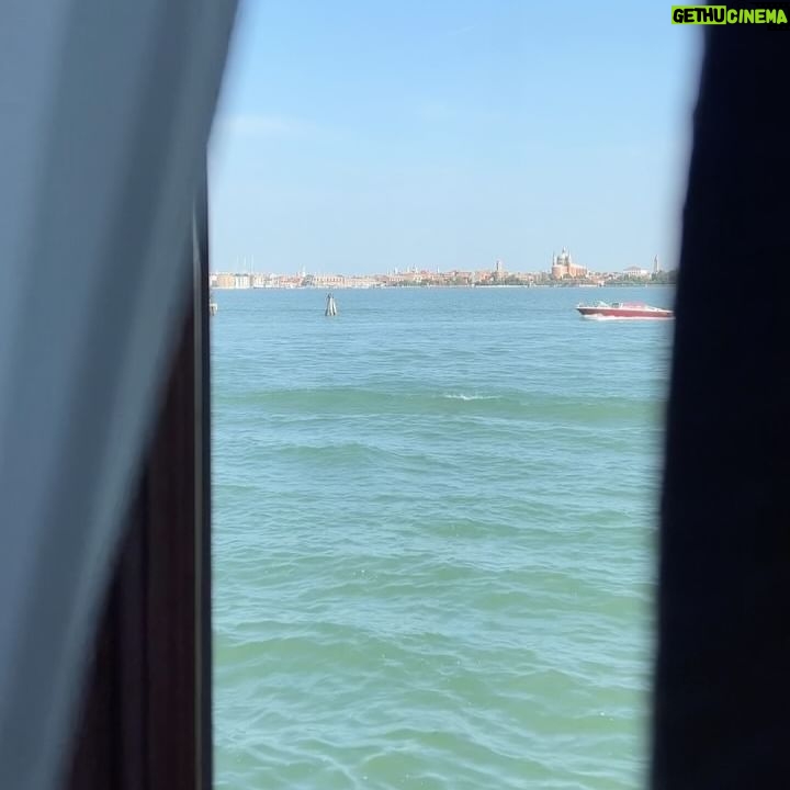 Lisa-Marie Koroll - 3K Likes - Venedig war so schön 🍸🤘🏻