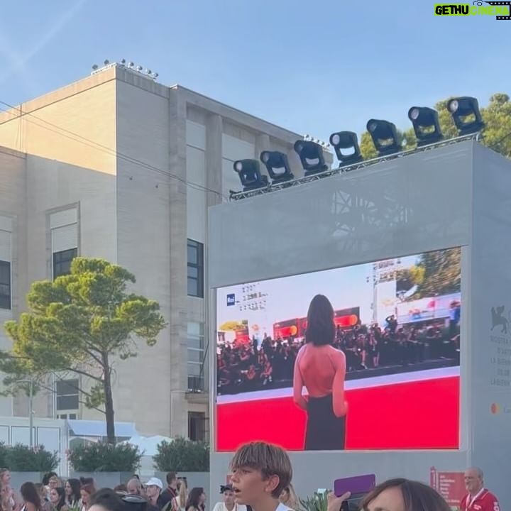 Lisa-Marie Koroll - 13.4K Likes - Anzeige | A sparkling evening with @armanibeauty at the 81. @labiennale ✨ Grateful for this unforgettable experience and the incredible team that made it possible. Thank you for the magic! #armanimakeup