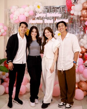 Loide Christina Teixeira Instagram - Selamat Ulang Tahun @havizadevianjani Wish you All The Best Panjang umur sehat selalu 🥳

Satu kalimat untuk Haviza di hari ulang tahunnya ini donk gaes ⁉️