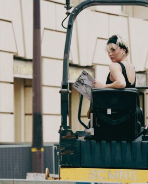 Lola Antolinos Instagram - La Parisienne by @houss_kh 

L’antithèse ultime,
Le paradoxe.