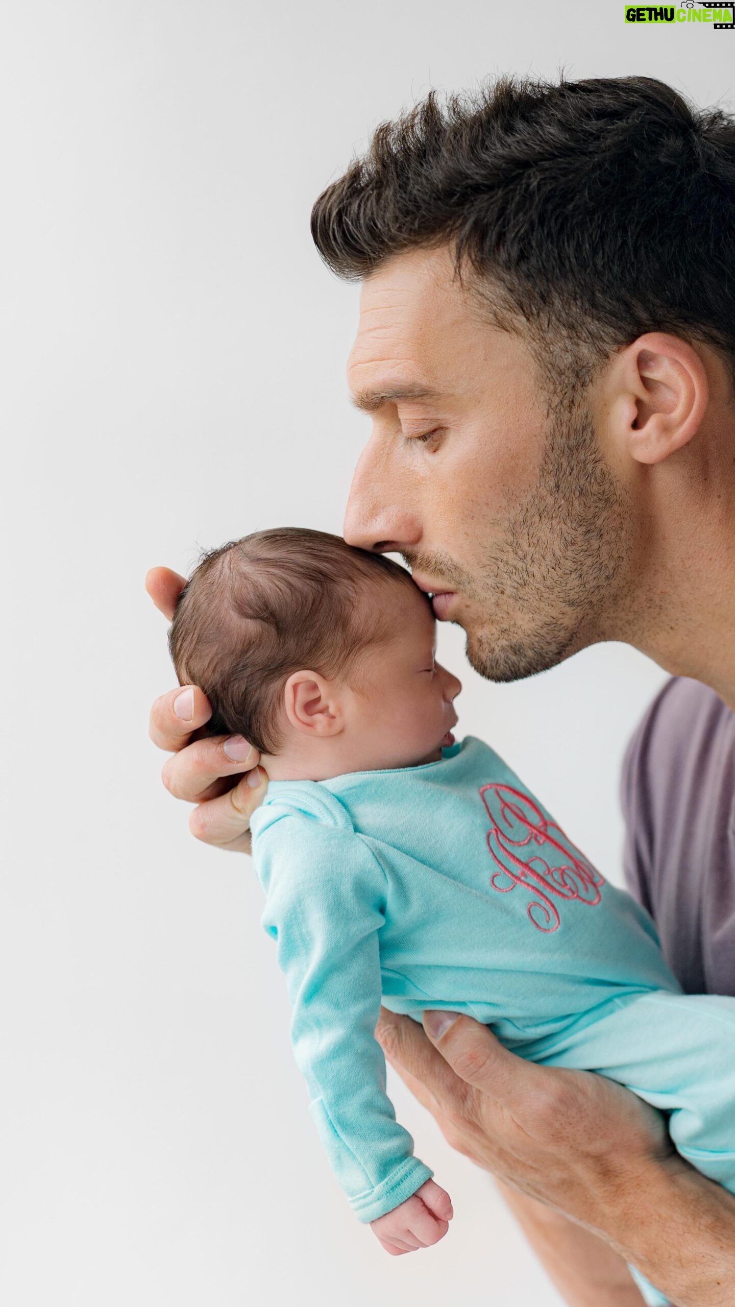 Loren Brovarnik - 24.9K Likes - Happy 2nd birthday to our beautiful baby girl!! Ari, you are the most beautiful, sassy, lovable girl and 2 years ago you completed our family … AND on this day 9 years ago, our family started! @alex_brovarnik there are no words to describe my endless love for you! You still give me butterflies and headaches and I wouldn’t change it for anything! This is our happily ever after! Happy anniversary! אני אוהבת אותך
החיים שלי 🫶🏼🥂
#teambrovarnik #babyb #birthdaygirl #anniversary #432 #marriedlife #90dayfiancehappilyeverafter #hardworkpaysoffs