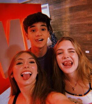 Lorena Queiroz Instagram - Coming soon…🤭