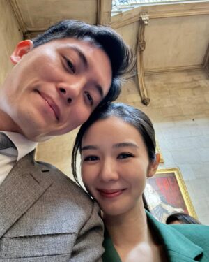 Louisa Mak Instagram - Congratulations Kirsty & Kelvin. Beautiful weather, beautiful venue, beautiful speeches. 

PS 中秋節快樂！
PPS 飛英國機票真係好緊張😪😪😪

#ashridge #wedding #cambridge